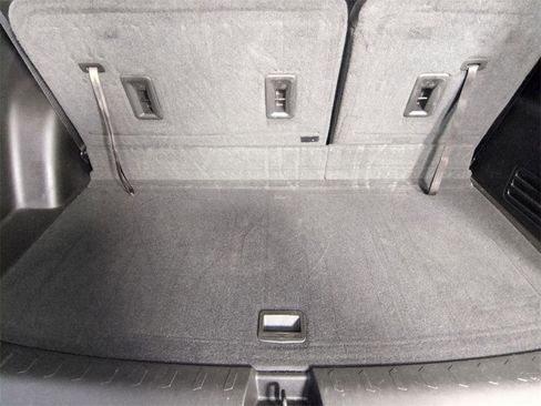 Used 2019 Chevrolet Traverse Premier w/ Redline Edition image 24