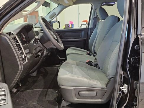 Used 2019 RAM 1500 Express w/ Express Value Package image 12