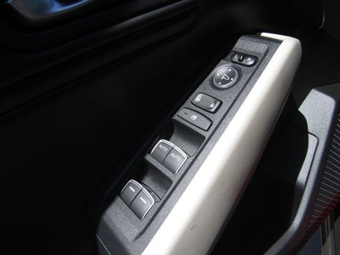 Certified 2023 Honda Accord EX image 22