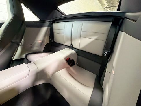 Certified 2025 Porsche 911 Carrera RWD image 19