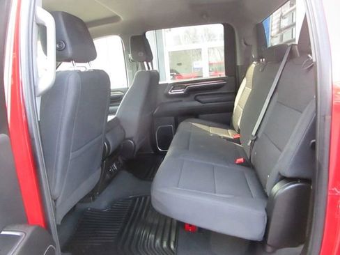 Used 2024 Chevrolet Silverado 3500 LT w/ Convenience Package image 18