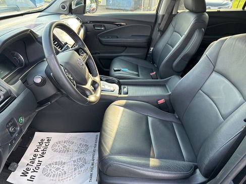 Certified 2022 Honda Pilot Touring image 28