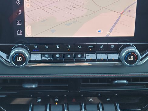 New 2026 Chevrolet Colorado Z71 w/ Technology Package image 16