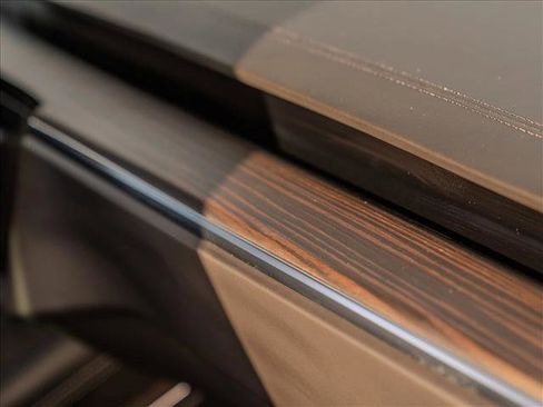 Used 2024 Tesla Model X image 23