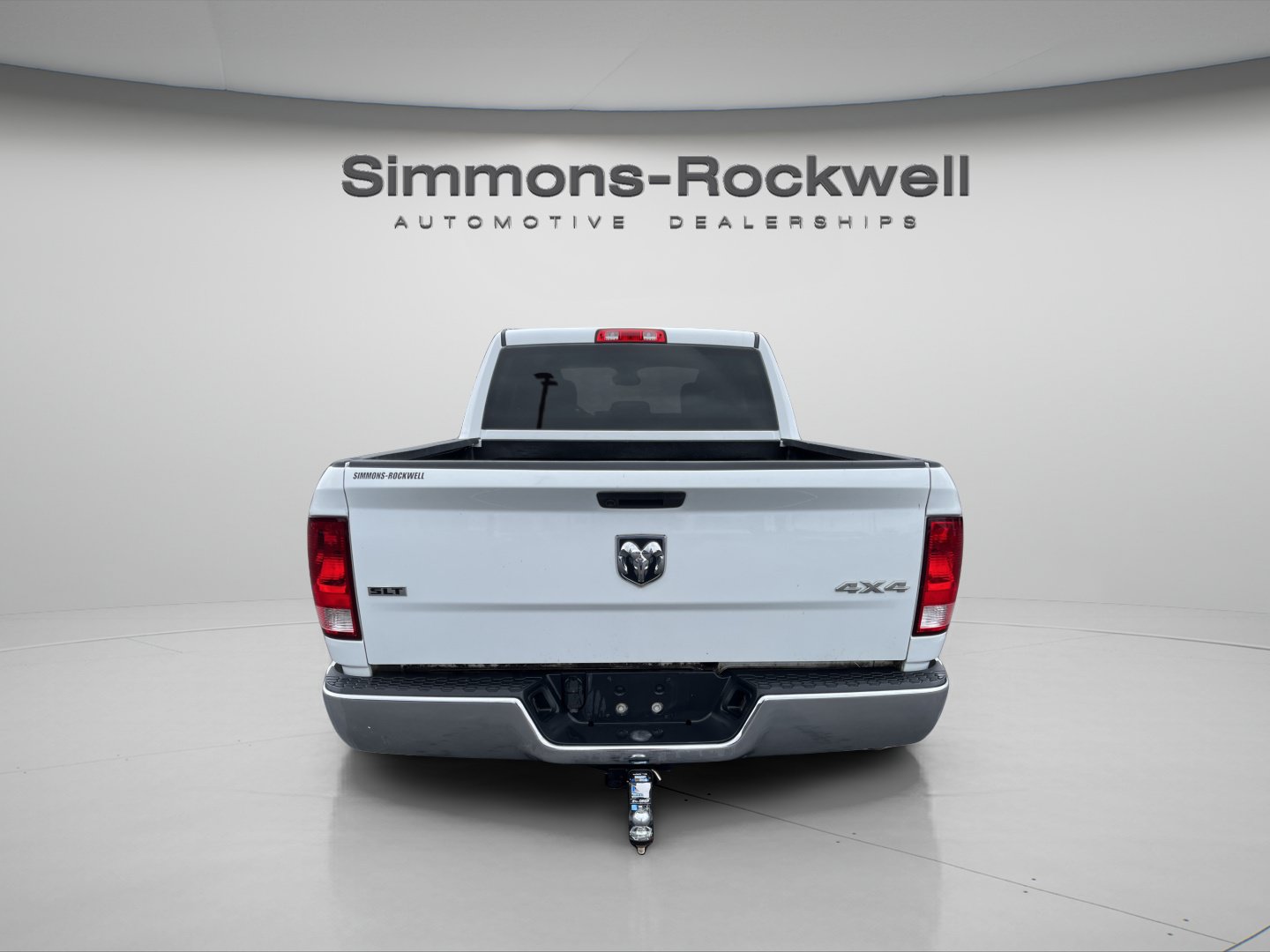 Used 2023 RAM 1500 Classic SLT w/ Protection Group AWD/4WD image 4