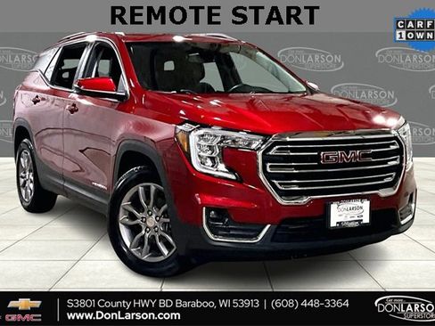 Used 2022 GMC Terrain SLT w/ LPO, Floor Liner Package image 1