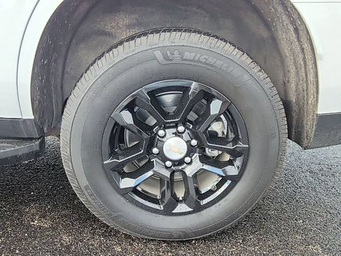 Used 2025 Chevrolet Tahoe LS w/ Max Trailering Package AWD/4WD image 33