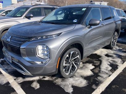 Used 2024 Mitsubishi Outlander SE