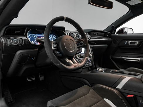 Used 2022 Ford Mustang Shelby GT500 w/ Carbon Fiber Track Pack image 43