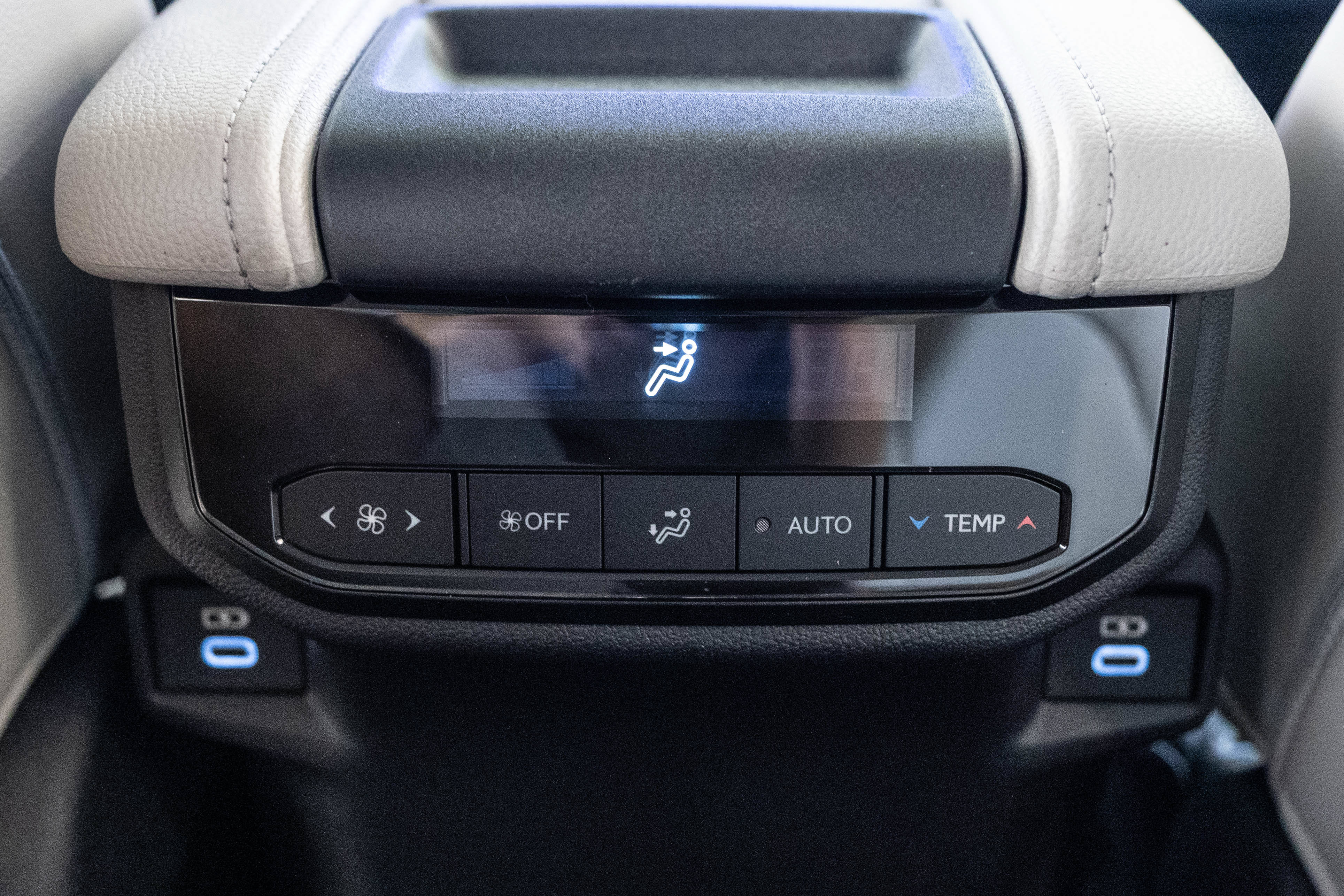 New 2026 Toyota Grand Highlander XLE FWD image 32
