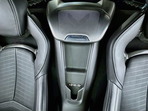 Used 2022 Chevrolet Corvette Stingray Premium Cpe w/ Z51 Performance Package RWD image 18