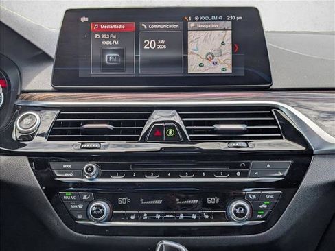 Used 2019 BMW 530e RWD image 14