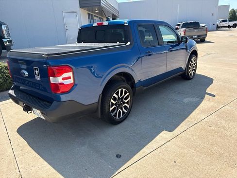 Used 2023 Ford Maverick Lariat FWD image 4