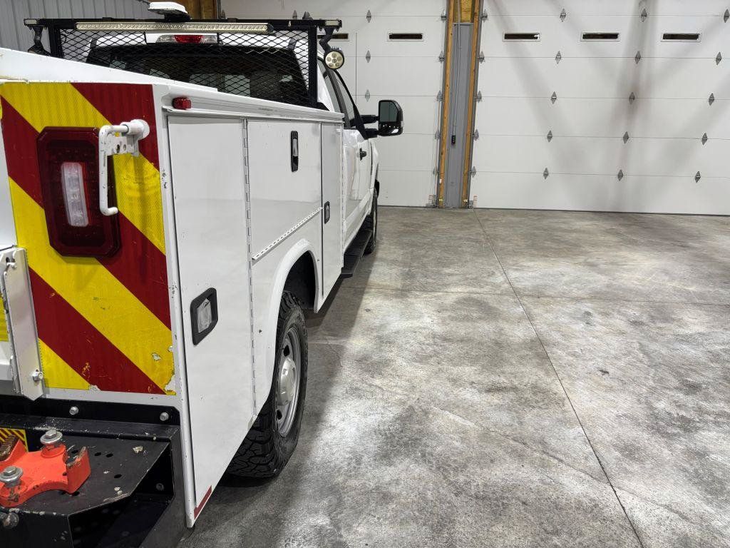 Used 2019 Ford F250 XL w/ Power Equipment Group AWD/4WD image 10