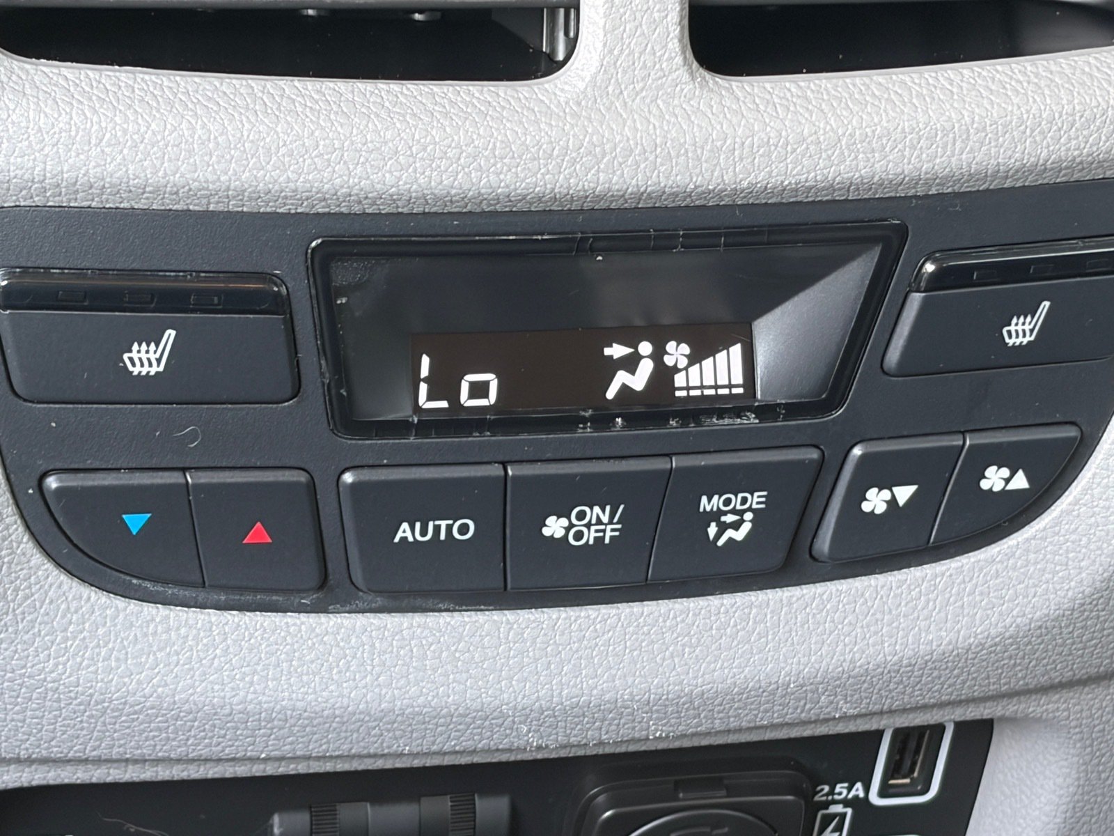 Used 2019 Honda Pilot Touring image 15