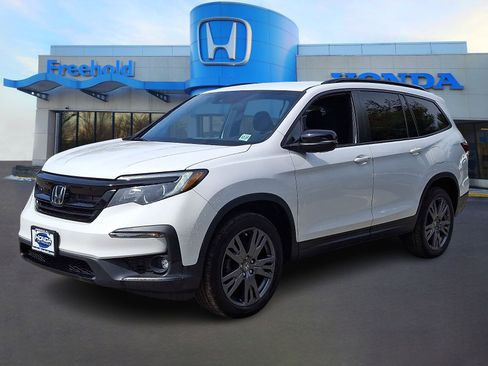 Used 2022 Honda Pilot Sport image 3