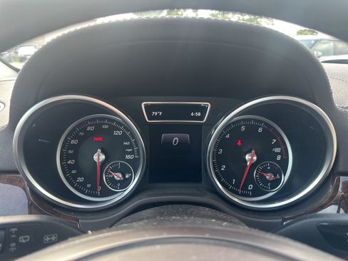 Used 2019 Mercedes-Benz GLS 450 4MATIC image 27