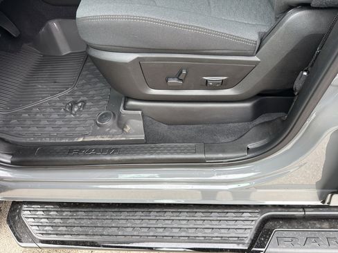 New 2026 RAM 2500 Big Horn AWD/4WD image 15