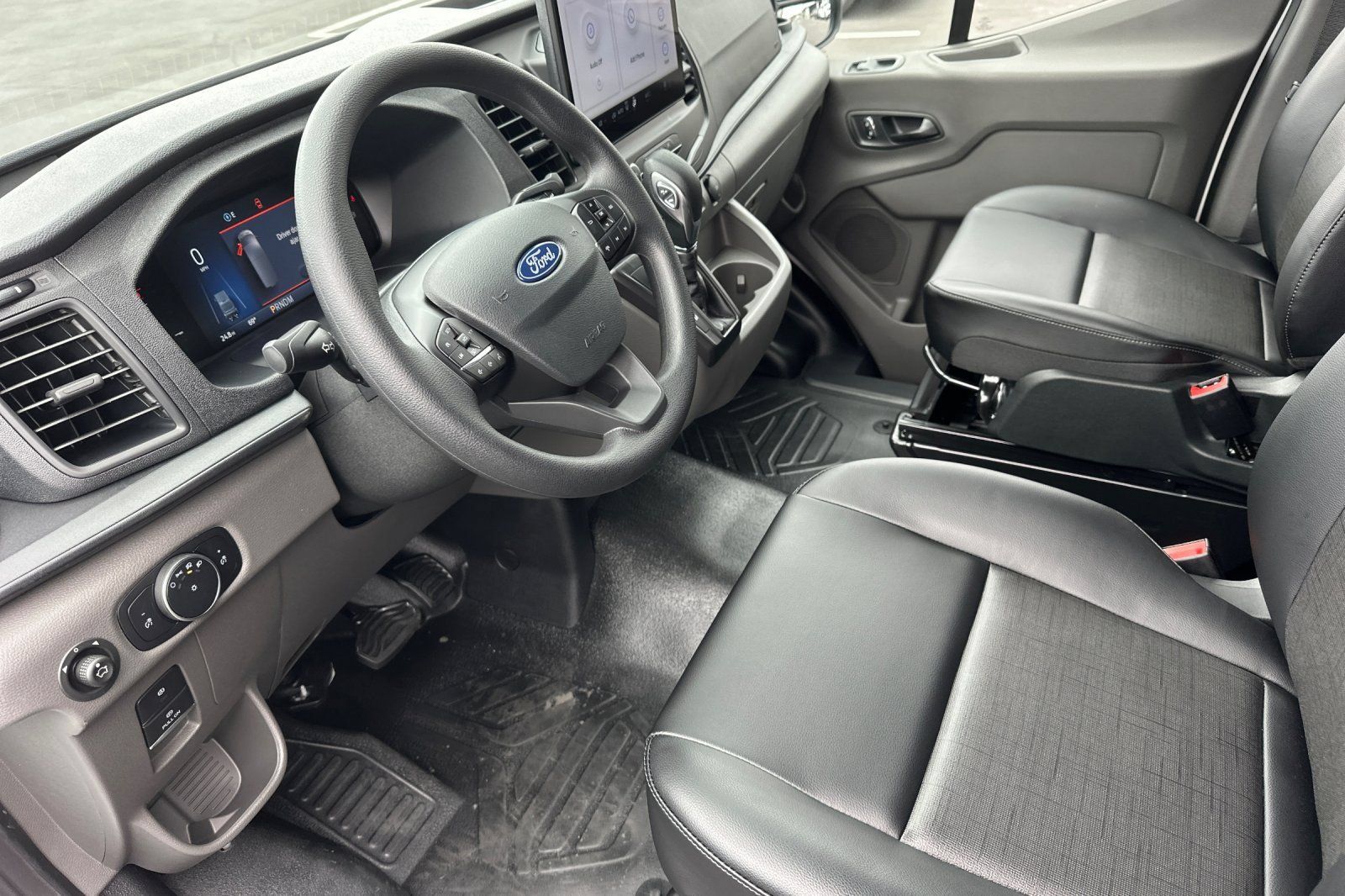 New 2027 Ford Transit 250 Low Roof RWD image 11