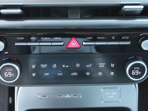 New 2026 Hyundai Ioniq 9 Limited AWD/4WD image 27