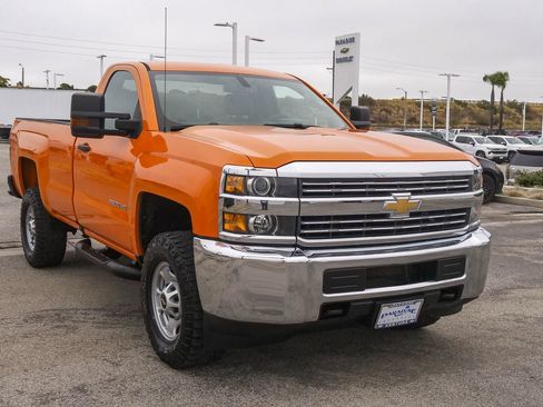 Used 2018 Chevrolet Silverado 2500 W/T w/ WT Fleet Convenience Package RWD image 3