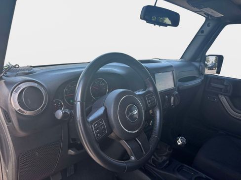 Used 2015 Jeep Wrangler Unlimited Sport AWD/4WD image 8