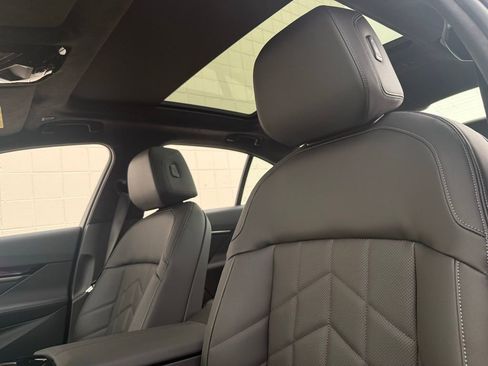 New 2026 BMW 530i xDrive w/ M Sport Package image 5