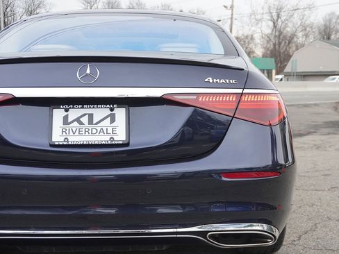 Used 2023 Mercedes-Benz S 580 4MATIC Sedan w/ 3D Technology Package image 23