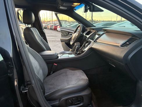 Used 2016 Ford Taurus SHO w/ Equipment Group 401A image 19