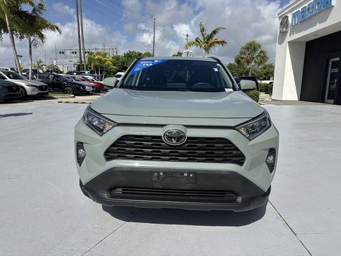 Used 2021 Toyota RAV4 XLE Premium AWD/4WD image 29