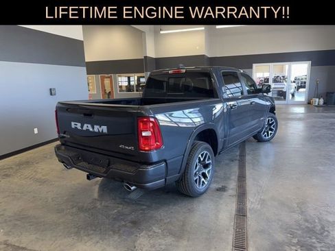 New 2026 RAM 1500 Laramie AWD/4WD image 9