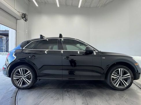 Used 2020 Audi Q5 e Premium Plus w/ Premium Plus Package AWD/4WD image 14