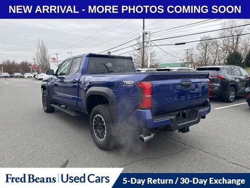Used 2024 Toyota Tacoma TRD Off-Road image 6
