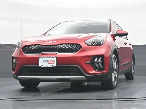 Used 2022 Kia Niro LXS FWD image 25