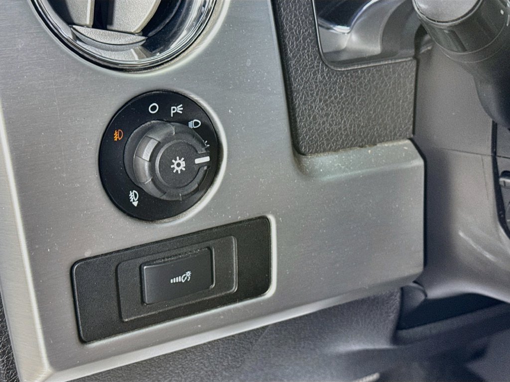 Used 2014 Ford F150 Platinum AWD/4WD image 10