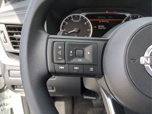 Certified 2025 Nissan Rogue S FWD image 35