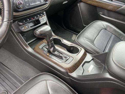 Used 2020 GMC Canyon Denali image 10