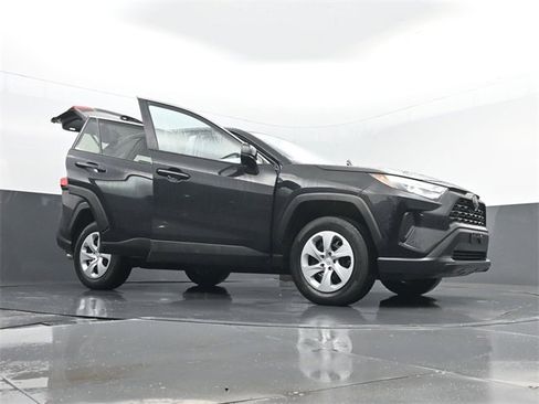 Used 2024 Toyota RAV4 LE image 30