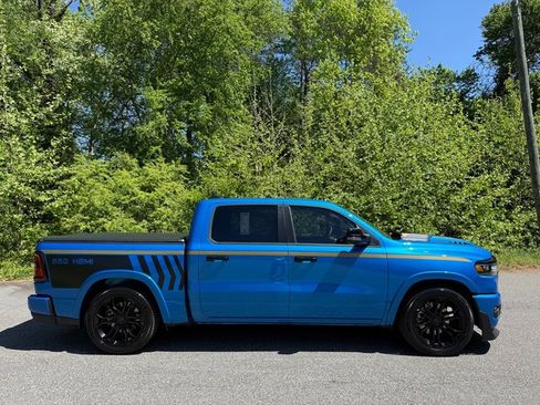 New 2026 RAM 1500 Big Horn AWD/4WD image 6