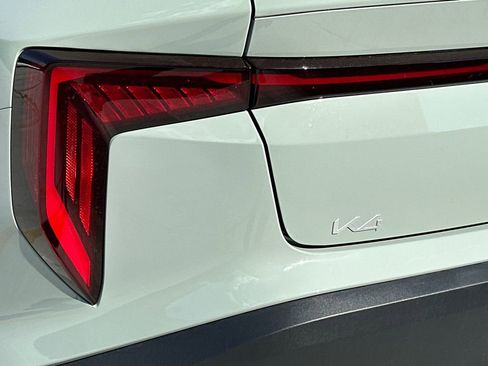 New 2026 Kia K4 FWD image 5