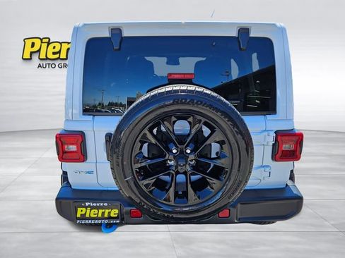 Used 2024 Jeep Wrangler Unlimited Sahara AWD/4WD image 4