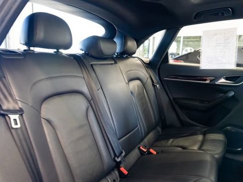 Used 2016 Audi Q3 2.0T Prestige AWD/4WD image 30