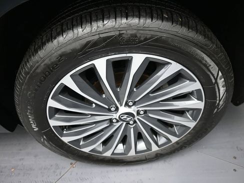 Used 2024 Hyundai Palisade Calligraphy image 15