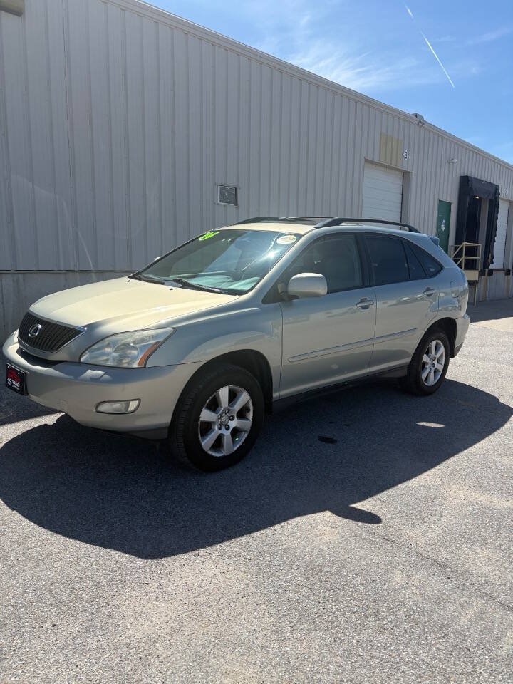 Used 2004 Lexus RX 330 AWD w/ Premium Pkg image 3