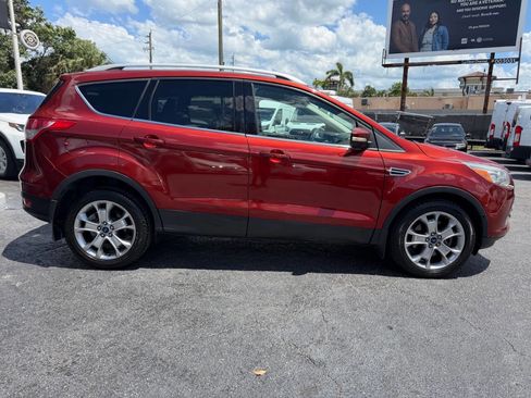 Used 2015 Ford Escape Titanium w/ Equipment Group 301A FWD image 6