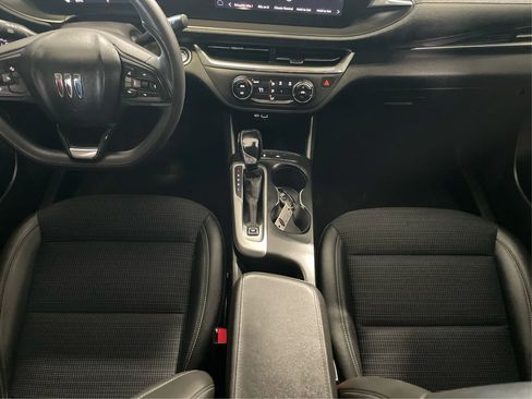 Used 2024 Buick Envista Preferred image 19