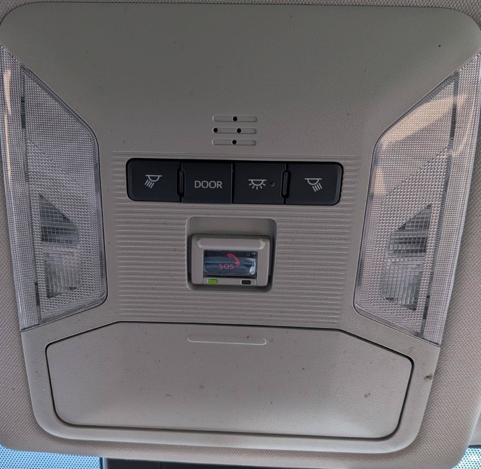 Used 2022 Toyota RAV4 LE AWD/4WD image 20