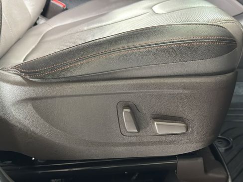 Used 2020 Hyundai Santa Fe Limited image 20