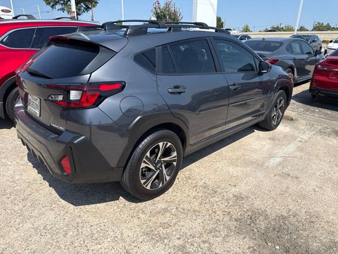 Used 2024 Subaru Crosstrek 2.0i Premium AWD/4WD image 7