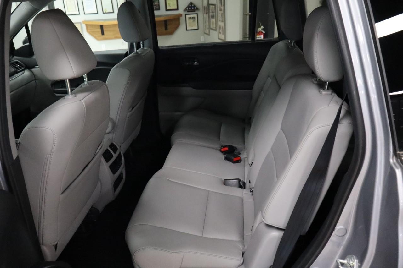 Used 2022 Honda Pilot Special Edition image 13